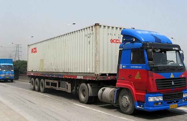 50折！湖南国际标准集装箱运输车辆高速公路通行费减半